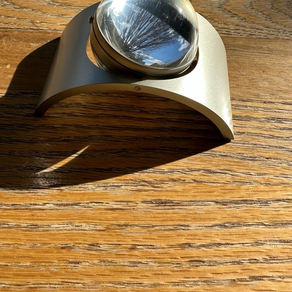 HBO & MAX Clock And Picture Holder In Arch Stand For Desk Top - Picture 2 of 4